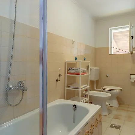 Armida Lägenhet Veli Lošinj