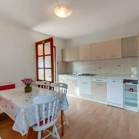 Armida * Veli Lošinj